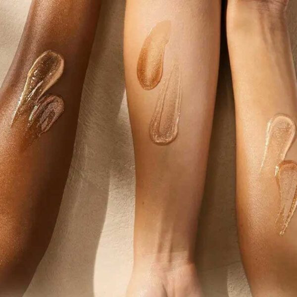 ژل روغن بدن براق کننده وازلین Vaseline مدل Golden Hour Glow Bronze حجم 200ml